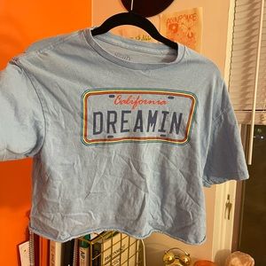 Cute light blue graphic (slightly) crop tee!